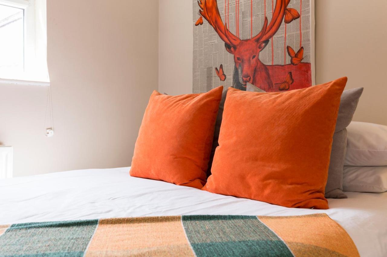 Modernised Apartments 1 And 2 Bedrooms Option Terrace And Balcony High Street London Eksteriør billede