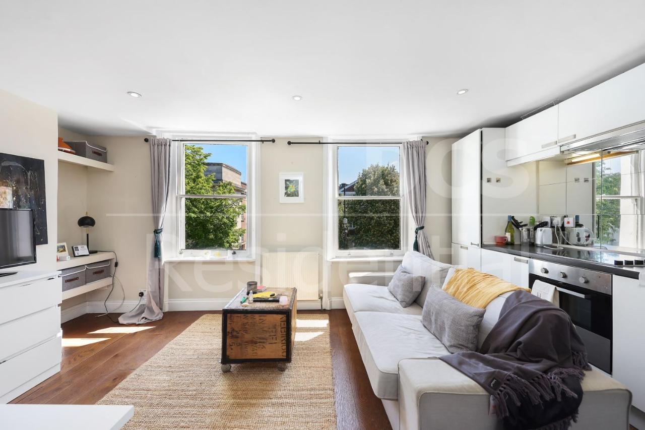 Modernised Apartments 1 And 2 Bedrooms Option Terrace And Balcony High Street London Eksteriør billede