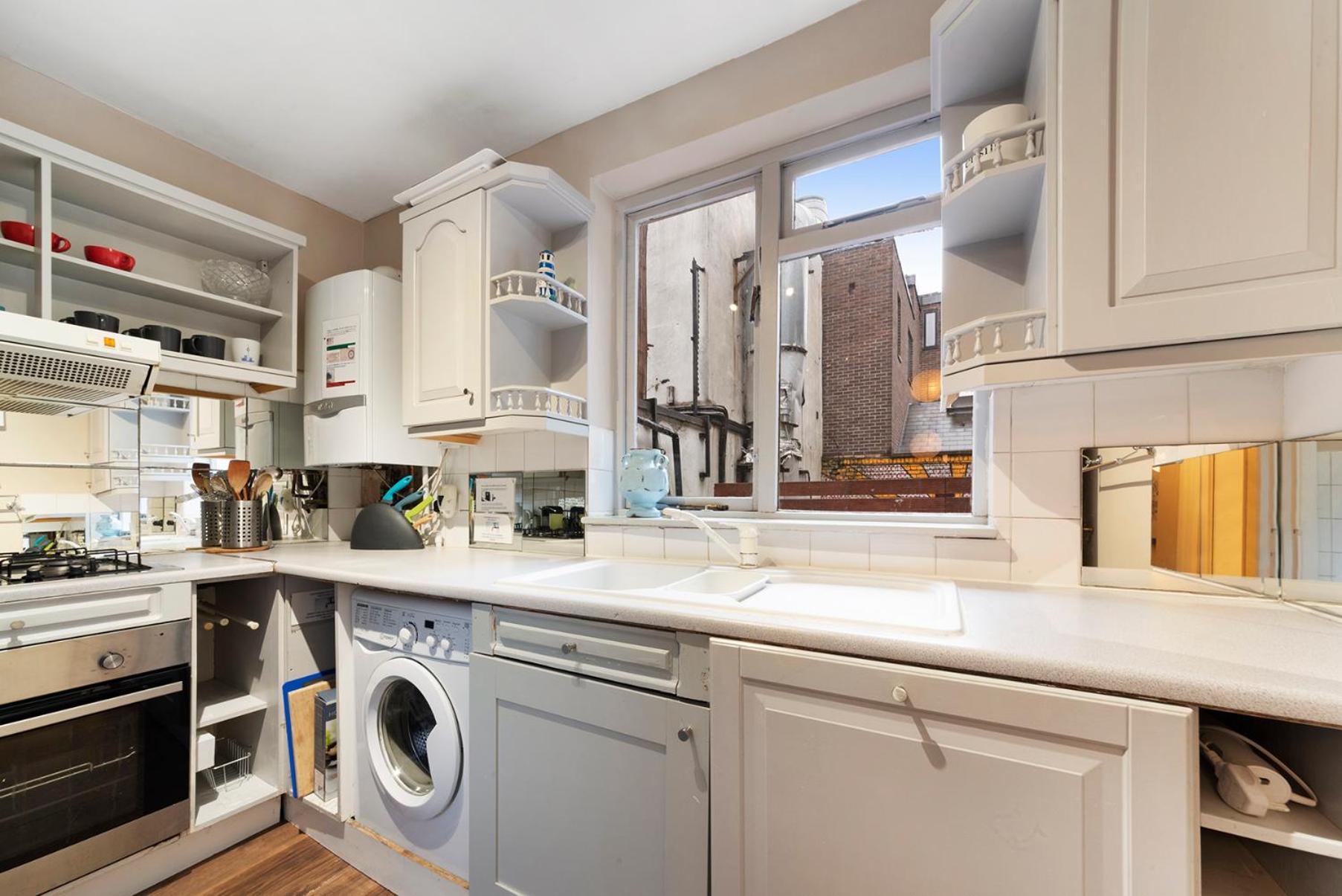 Modernised Apartments 1 And 2 Bedrooms Option Terrace And Balcony High Street London Eksteriør billede
