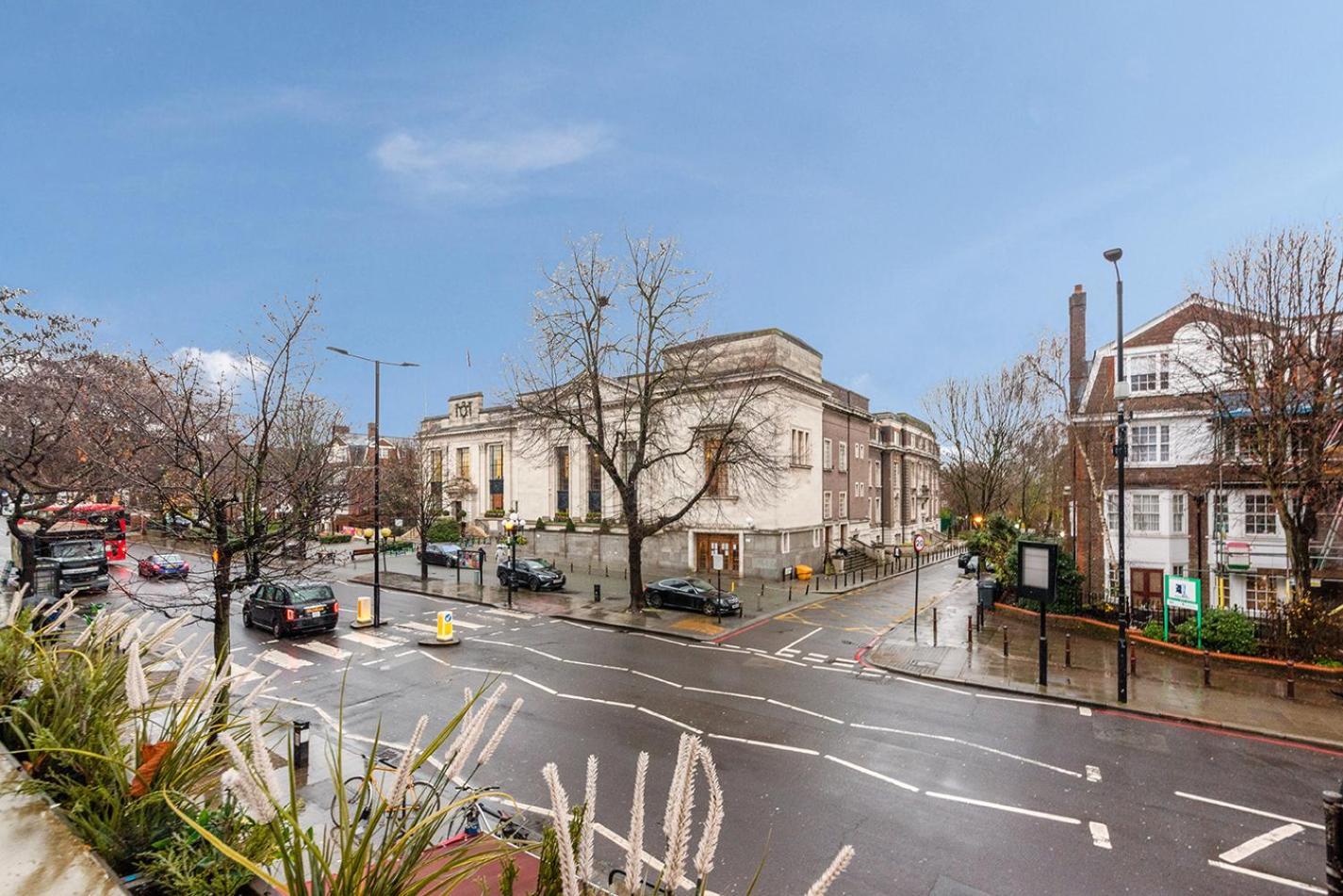 Modernised Apartments 1 And 2 Bedrooms Option Terrace And Balcony High Street London Eksteriør billede