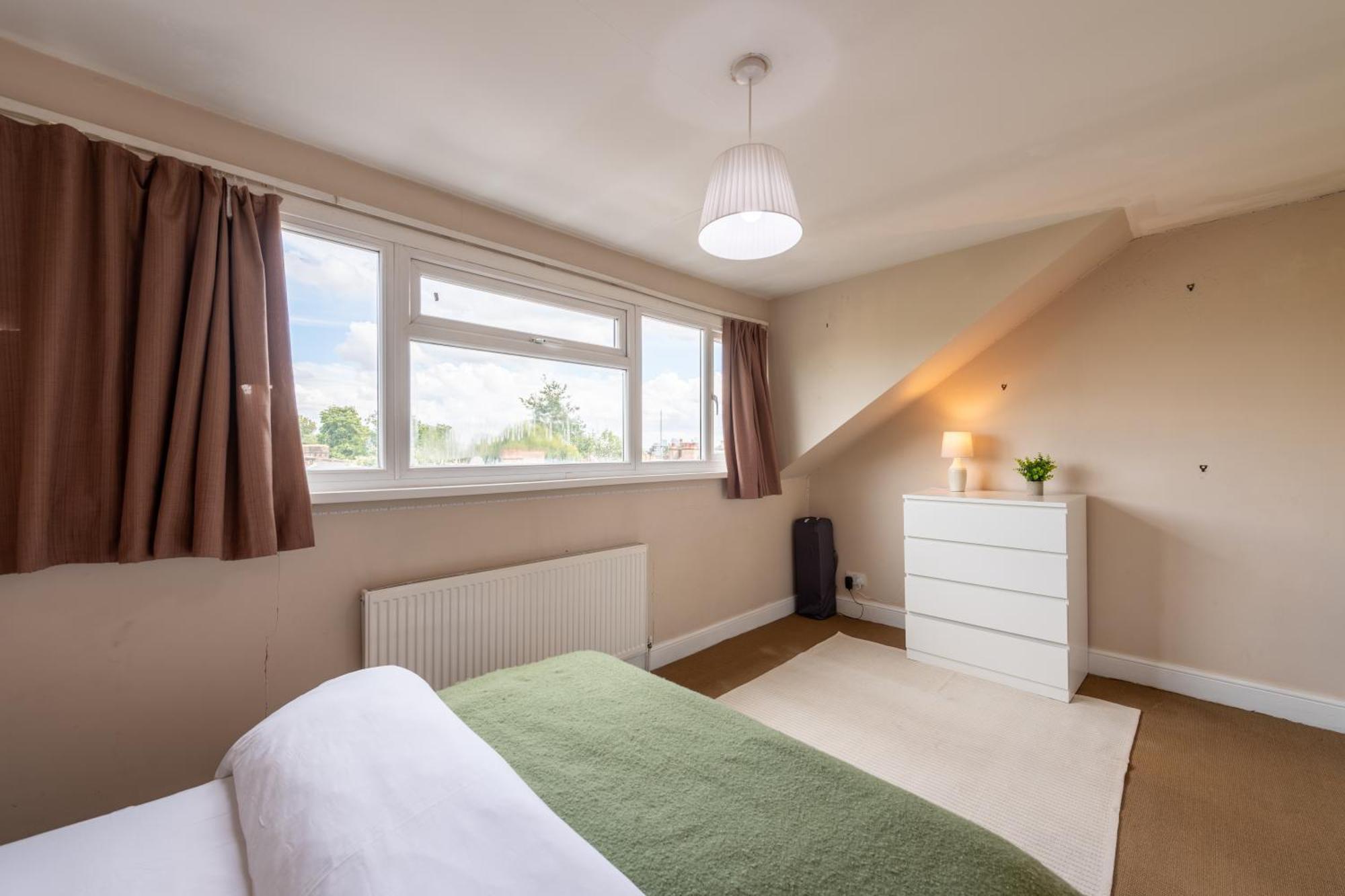Modernised Apartments 1 And 2 Bedrooms Option Terrace And Balcony High Street London Eksteriør billede