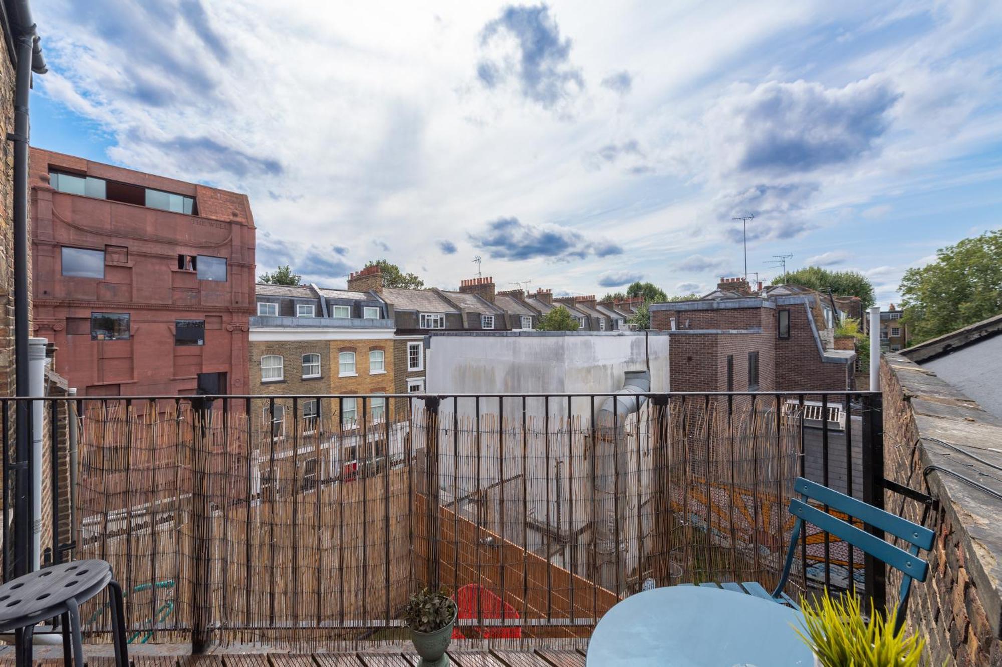 Modernised Apartments 1 And 2 Bedrooms Option Terrace And Balcony High Street London Eksteriør billede
